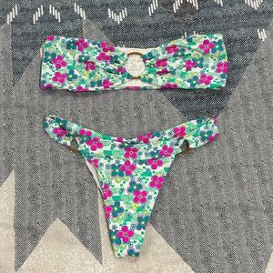 Frankies Bikinis, floral bikini
